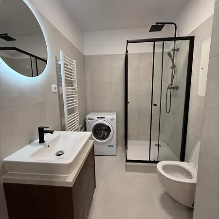 Luxury With Free Private Parking Lägenhet Trnava