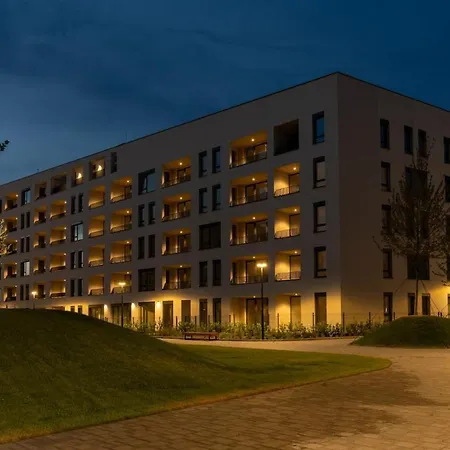 Luxury With Free Private Parking Трнава