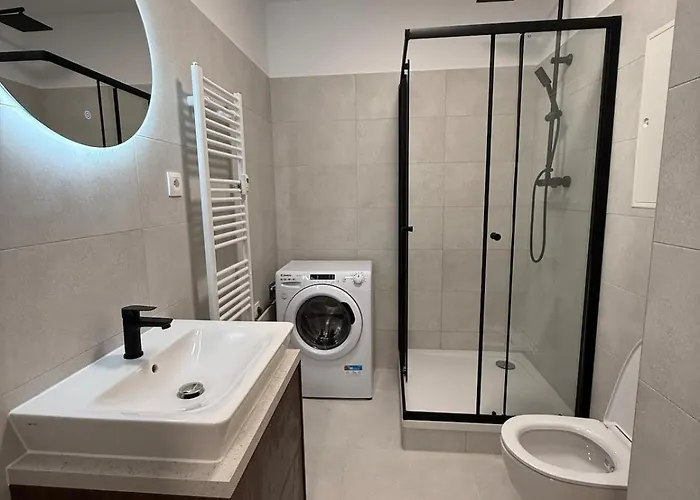 Luxury With Free Private Parking Apartament Trnawa