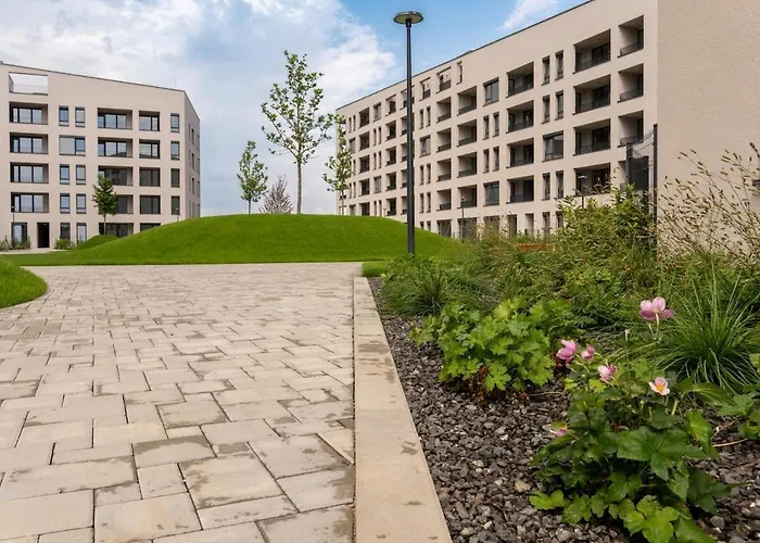 Luxury With Free Private Parking Apartament