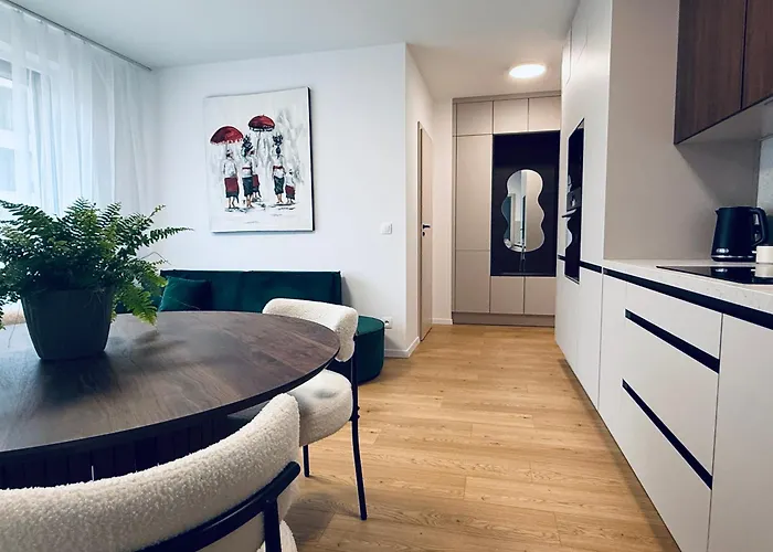 Luxury With Free Private Parking Apartament Trnawa